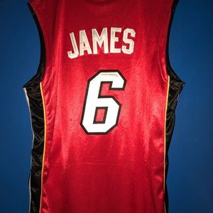MIAMI LEBRON JAMES JERSEY #6 NWT